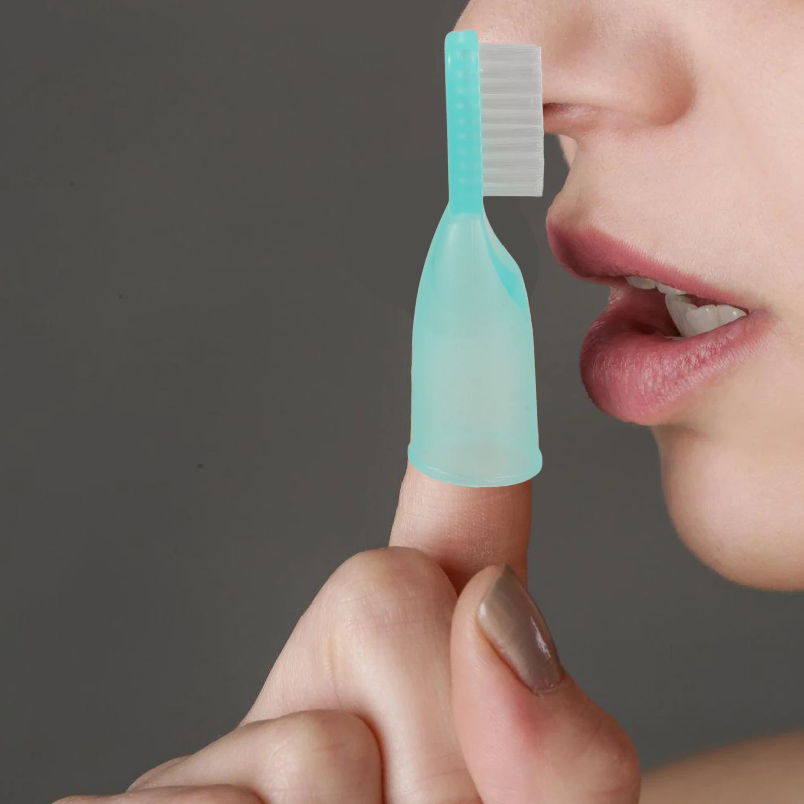 

20 Pcs Half Finger Toothbrush Mini Size Prison Toothbrush Soft Practical Teeth Brush Oral Cleaning Travel Storage