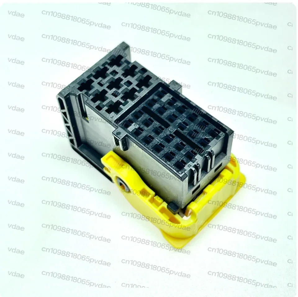 1-unidade-conector-novo-e-original-2484261-1-33-furos