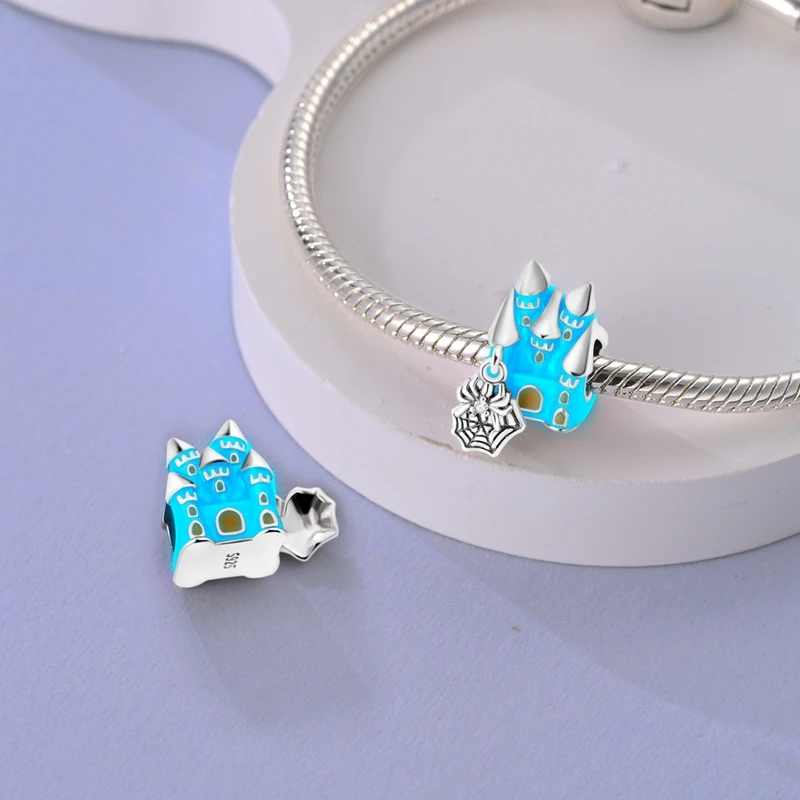 Рисунок 6 - Женская серебряная светящаяся шляпа