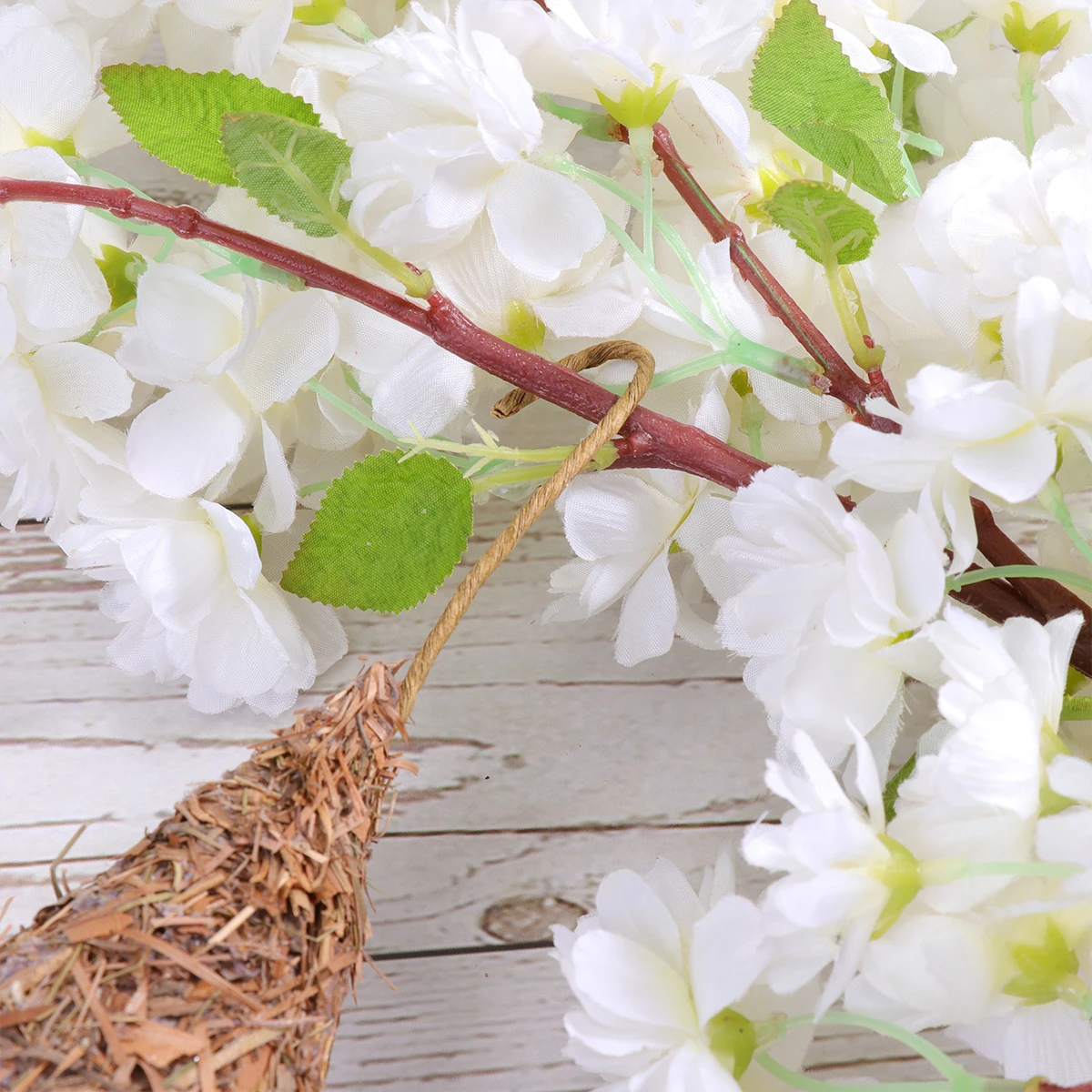 

2pcs Grass Craft Bird Nest For Canary Parrot Lark Yellowbird Handmade Weaving Straw Nest Hanging Living Place Birds Supplies