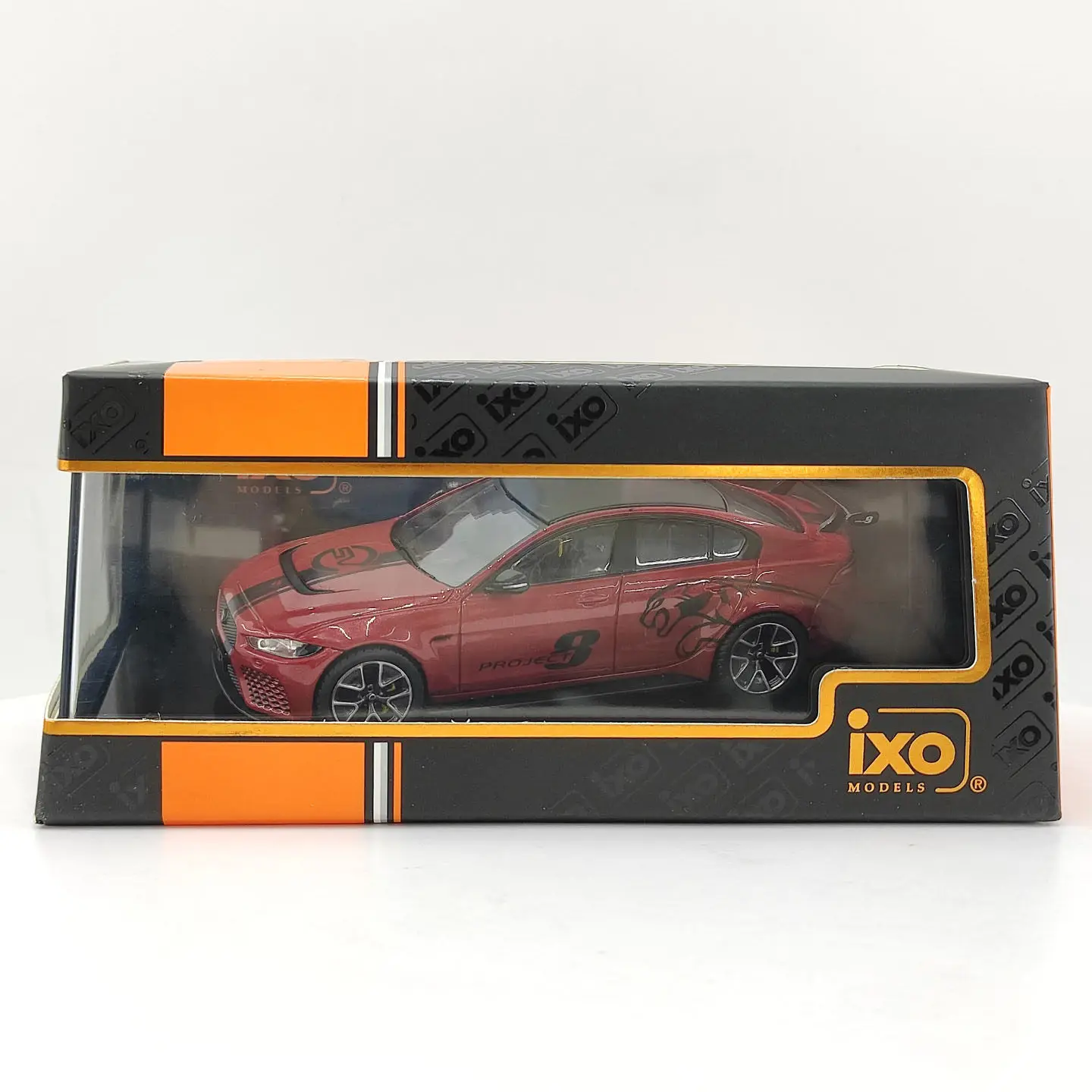 Diecast IXO 1:43 Scale Jaguar XE SV Project 8 2017 Alloy Car Model