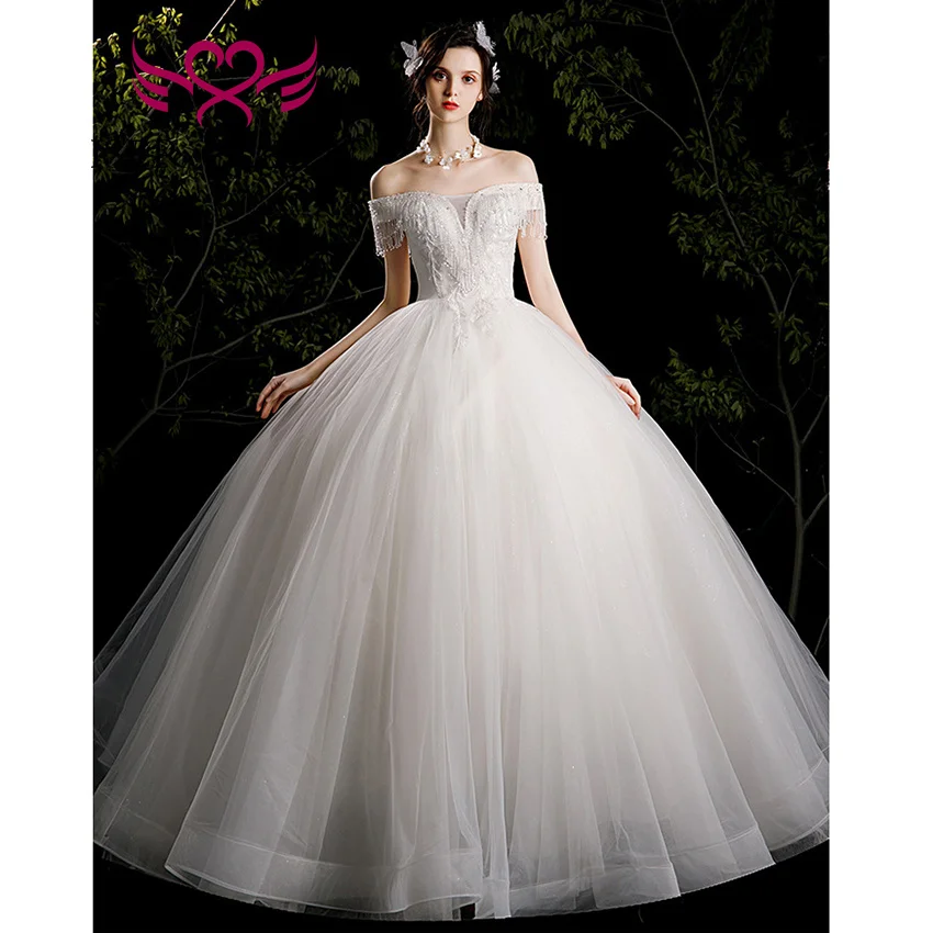 カスタマイズされたオフショルダークリスタルタッセルウェディングドレス夜会服 V ネック光沢のあるチュールエレガントなシンプルな花嫁ドレスヨーロッパ WX0457