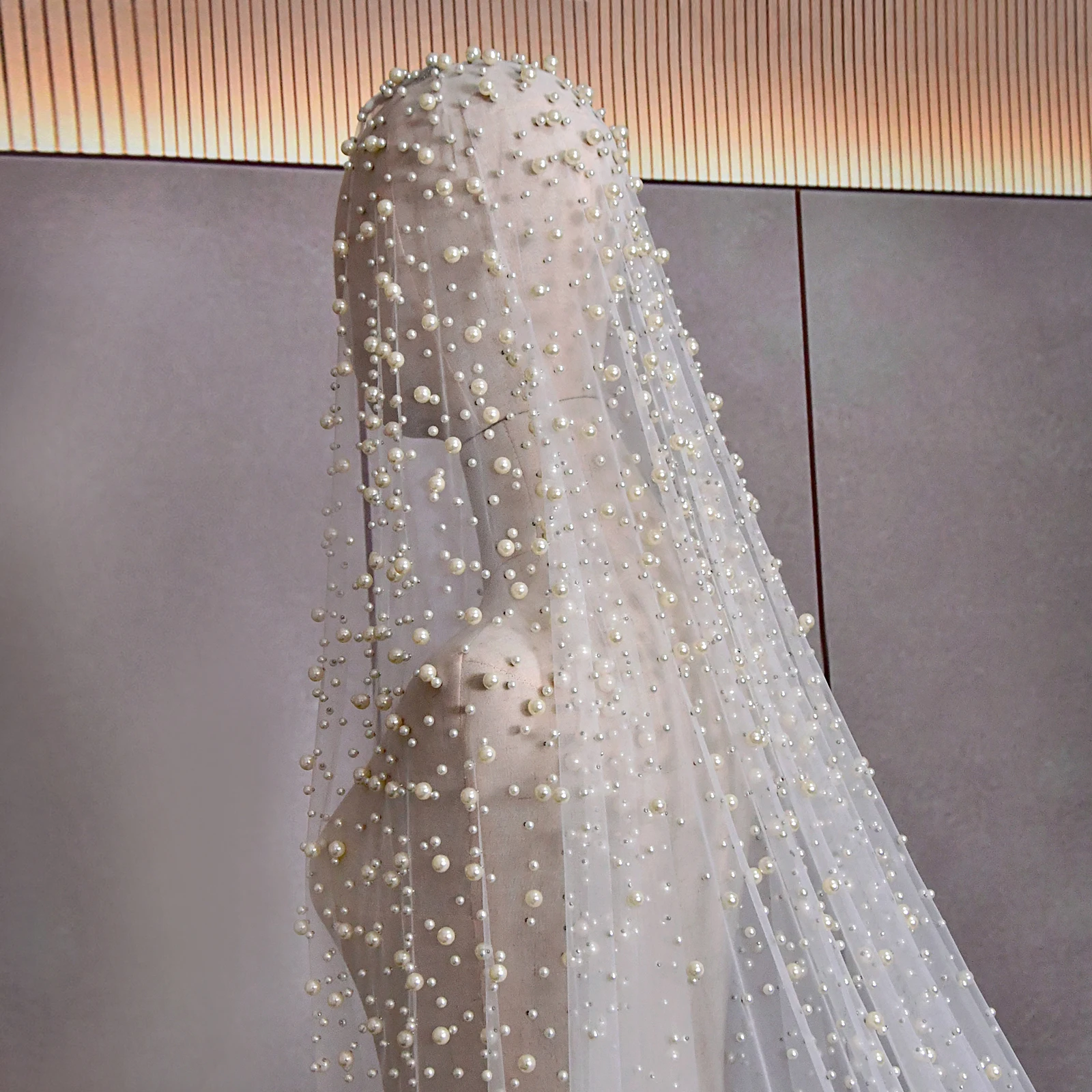 Luxury Cathedral 3/4/5M Long Wedding Veil With Pearls High End Beaded 1 Tier Pearl Veil Bridal Hair Accessories VP113