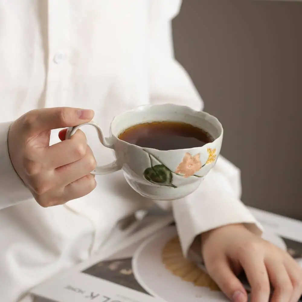 

Jingdezhen hand-painted retro French-style mug, beautiful irregular-shaped ceramic cup, girls' gift, household cup