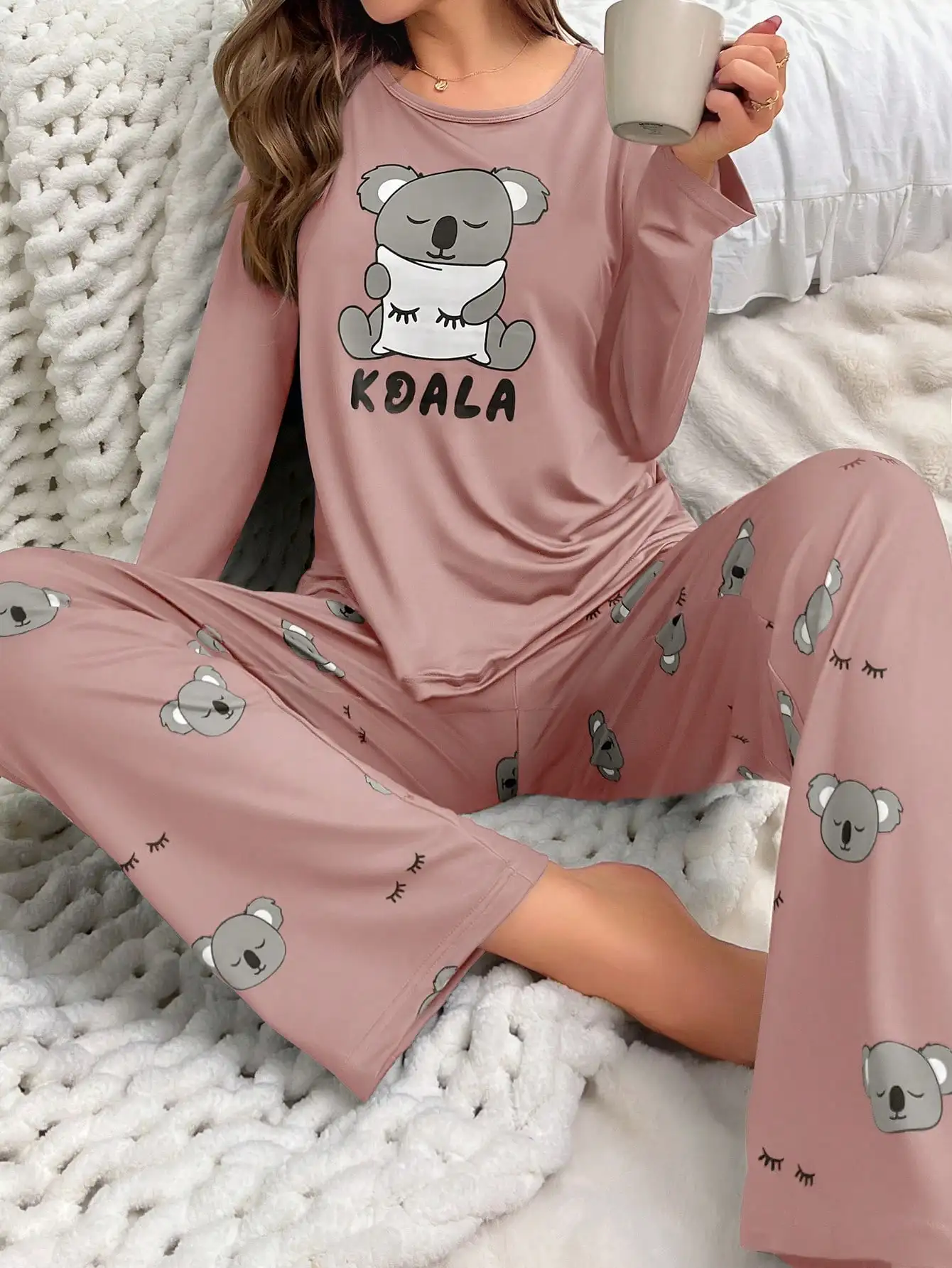 Koala print crew neck long sleeve T-shirt top and trousers casual and comfortable women\'s pajama set