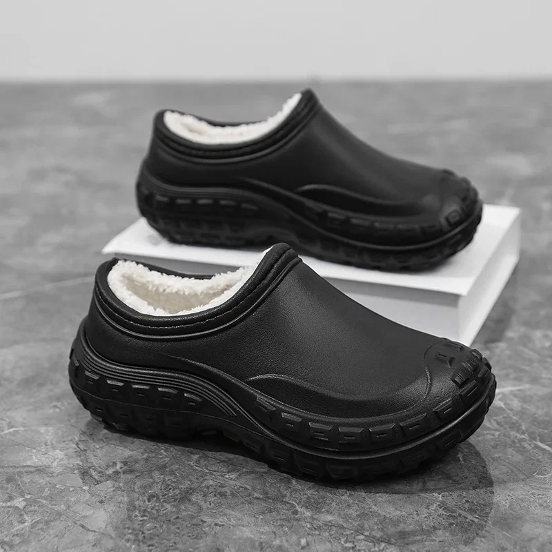 Winter Waterproof Plush Lined Clogs Non Slip EVA Kitchen Work Shoes Thermal Garden Slippers For Men Women Size 36-45