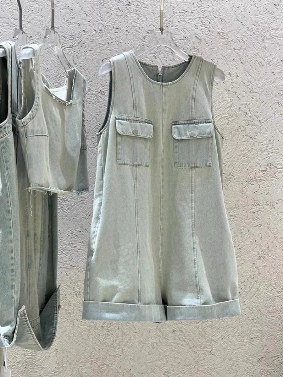 Sleeveless Denim Jumpsuit Light Blue Retro Round Neck Cargo Pants Women Spring Summer 2026 New Loose Versatile Jean Shorts