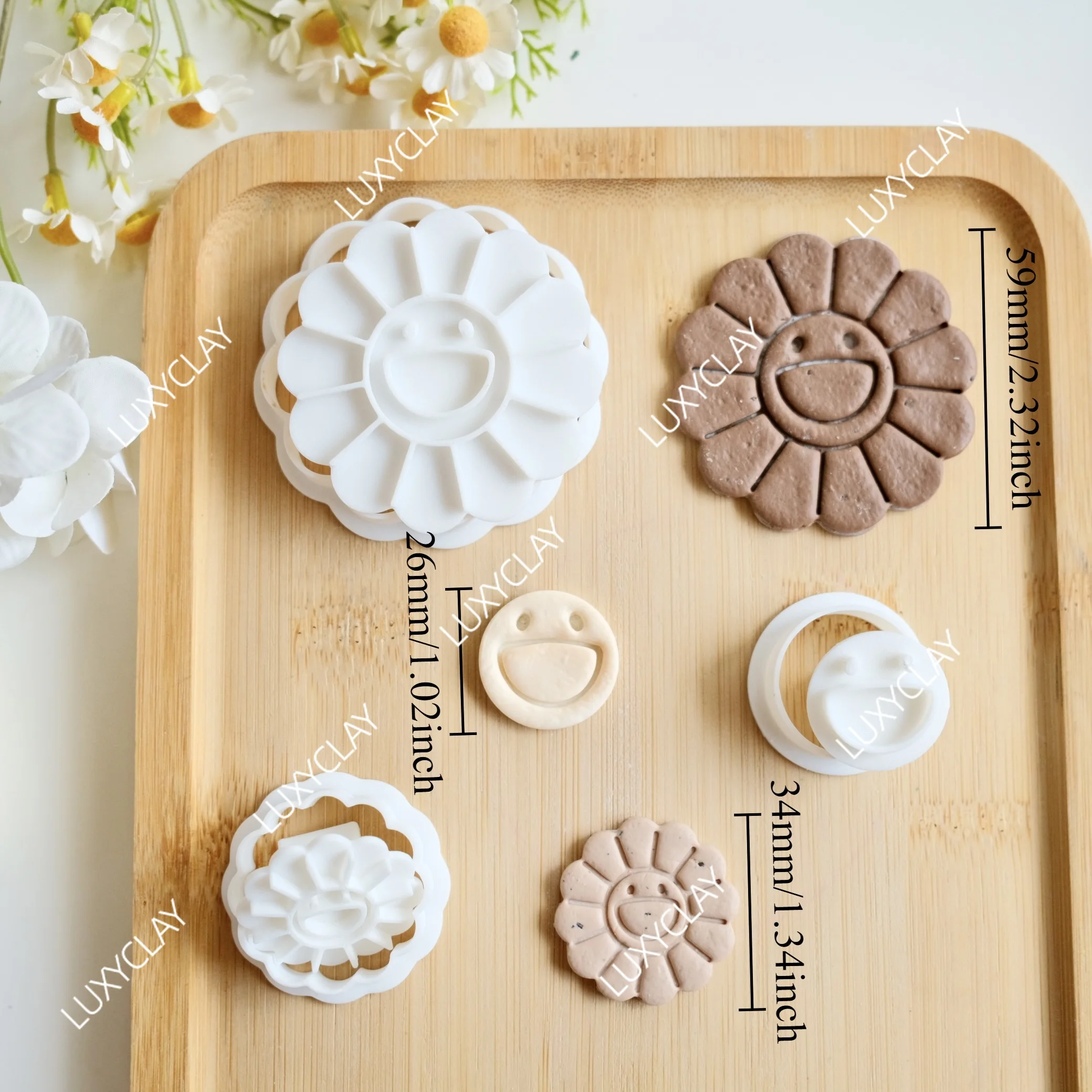 3pcs/set Smiling Daisy Cookie Mold Cute Smiling Face Cookie Mold Creative Design Flower Pastry Cutter Dessert Tools