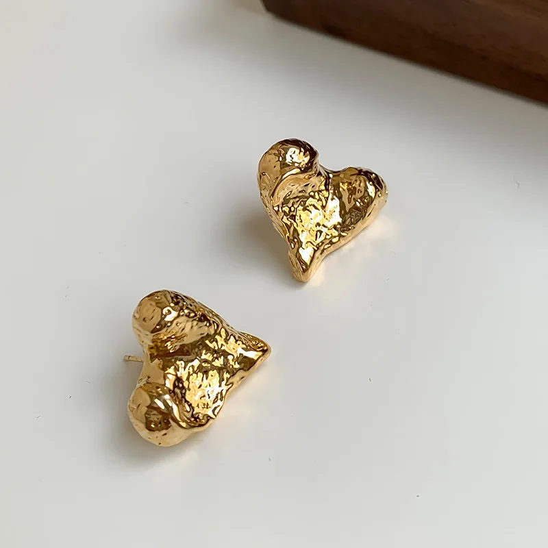 

Korean Style Simple Cold Style Unique Design Sense Of Texture Irregular Heart Temperament Earrings