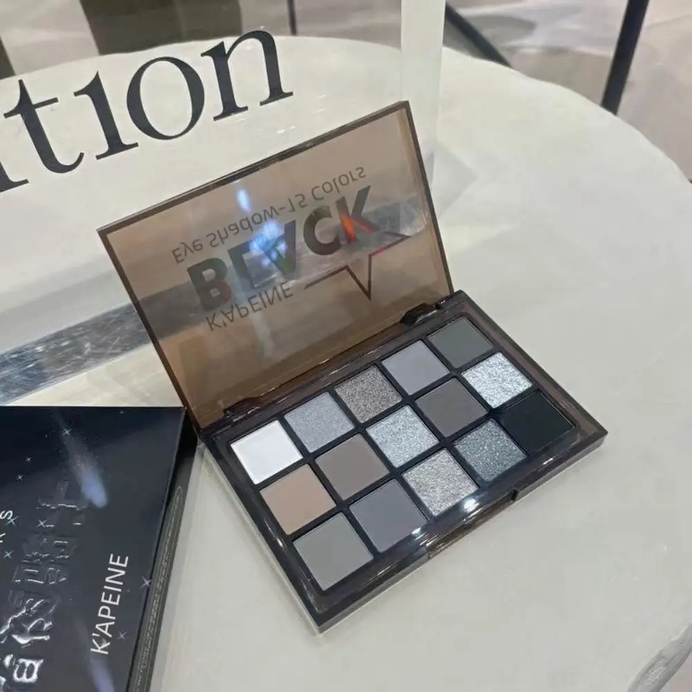 Tavolozza di ombretti Cool Toned 15 colori Piastra per ombretti perlati luccicanti perlescenti in metallo grigio scuro opaco