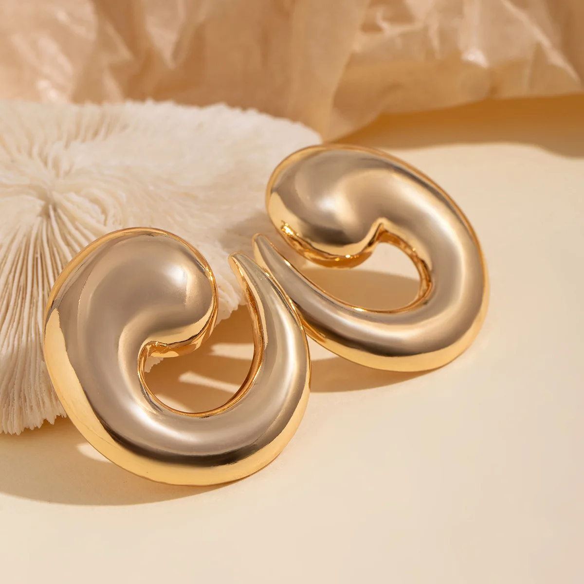 DIEZI Steampunk Vintage Gold Silver Color Metal Stud Earrings Women Punk Fashion Geometric Piercing Earring Jewelry Accessories