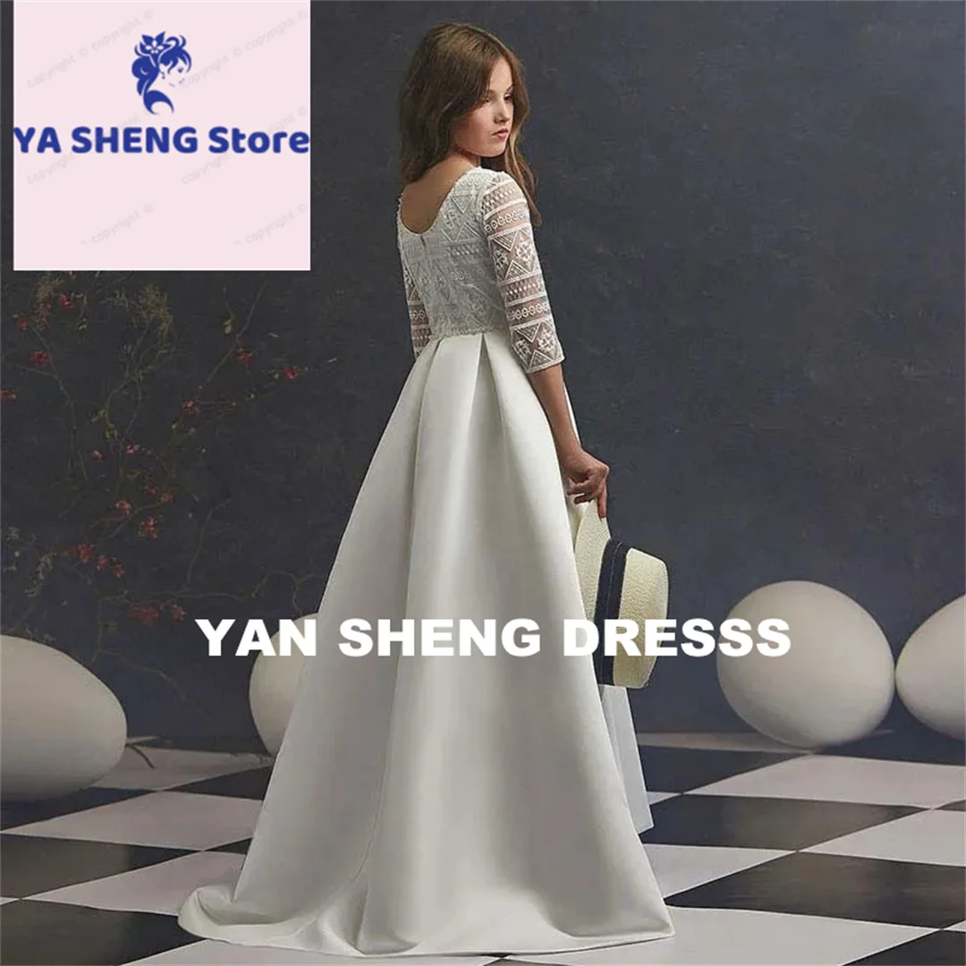 فستان فتاة الزهور مخصص من الساتان الأبيض المطرز بالدانتيل على شكل حرف a لحفلات الزفاف الأنيقة على شكل زهرة القمامة للأطفال أول حفلة عيد ميلاد القربان المقدس