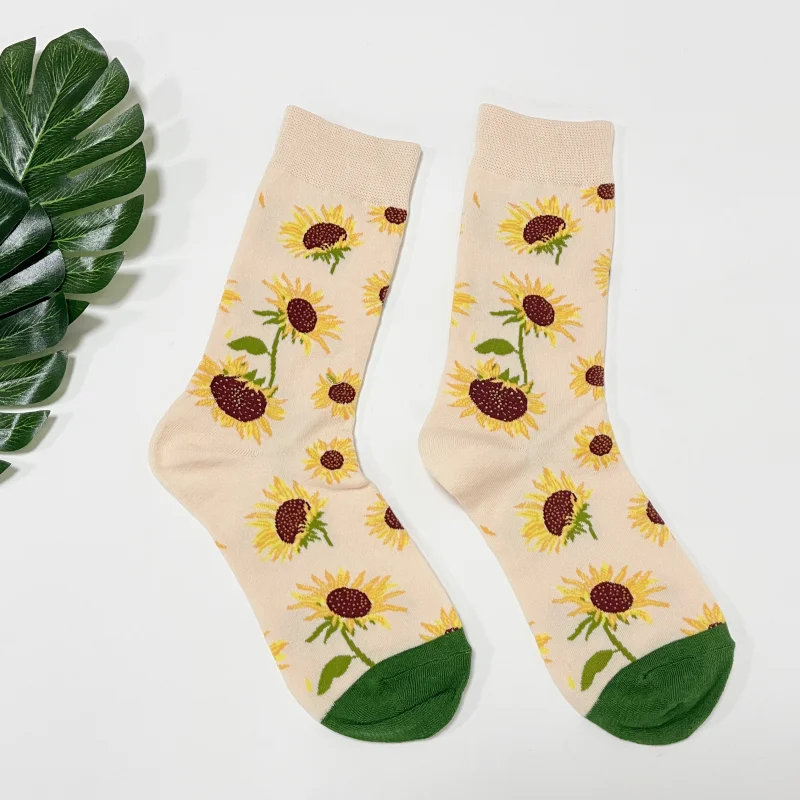 1 Pair Oil Painting Sunflower Full Print, Comfortable Fashionable Women's Mid-calf Socks For All Seasons Wearing