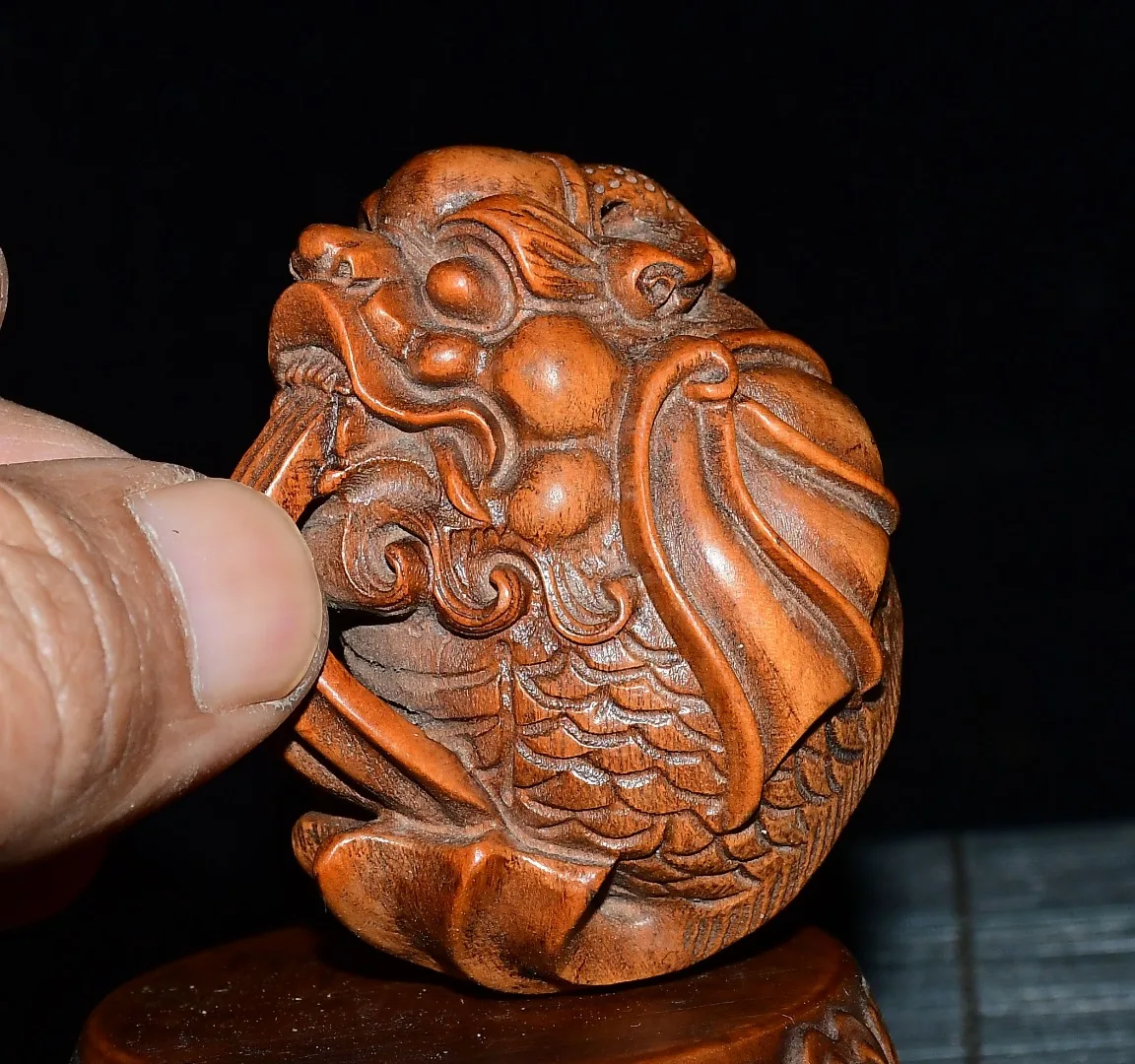 3"Old Boxwood Black Tortoise mythical beast Dragon head turtle body Bagua base screen Study Amass wealth Ornaments