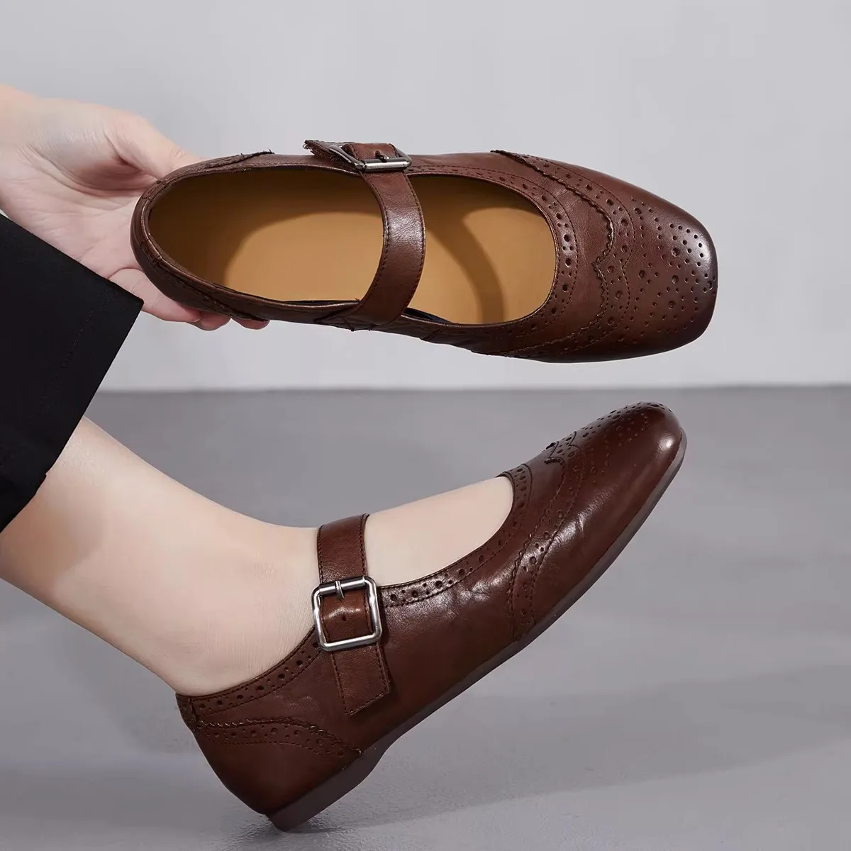 

Genuine Leather Flat Bottom Single Shoes Women's New Brogue Mary Jane British Style Fashion Casual Shoes Breathable Anti-slip...
