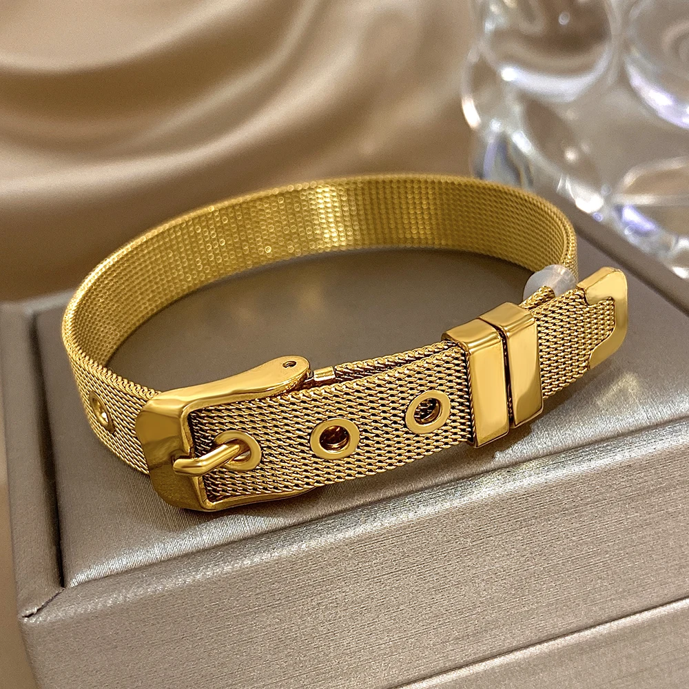 Fashion Hot Sales Stainless Steel Gold Color Belt Buckle Adjustable Bracelet For Women Men Statement New Trend Wrist Jewelry