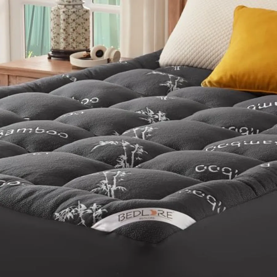 

Наматрасник из вискозы, полученной из бамбука, с толстым слоем Pillow Top и эластичными карманами для матрасов толщиной 6-18 дюймов, мягкий и дышащий.