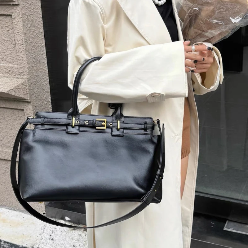 

Genuine Leather Large Capacity Burgundy Tote Bag Women Designer Luxury Shoulder Bags Fashion Belt Buckle Handbags Crossbody Bag
