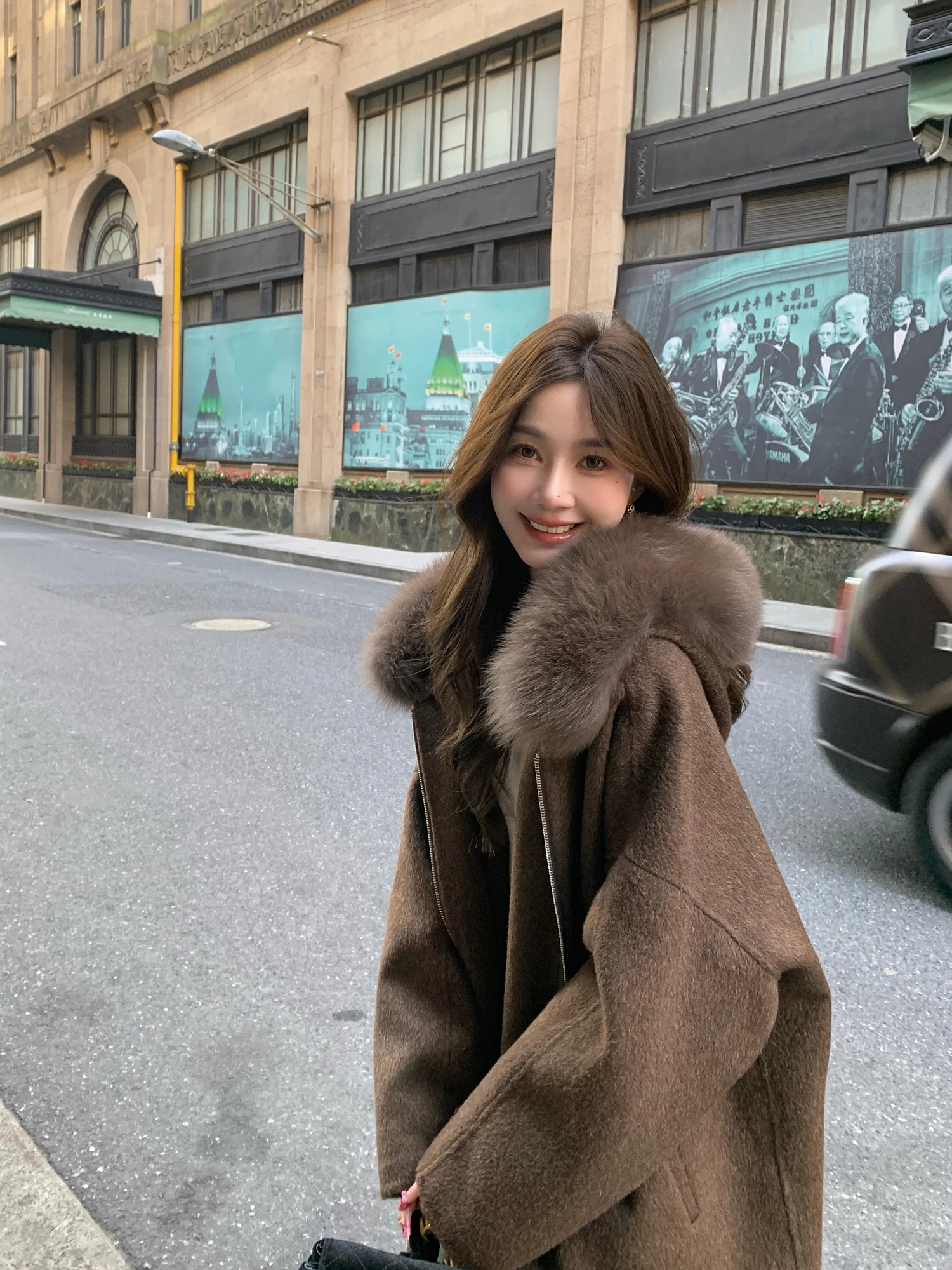 

Двусторонний шерстяной меховой воротник, свободное женское пальто с капюшоном, корейская теплая повседневная верхняя одежда от MAYS WEAR