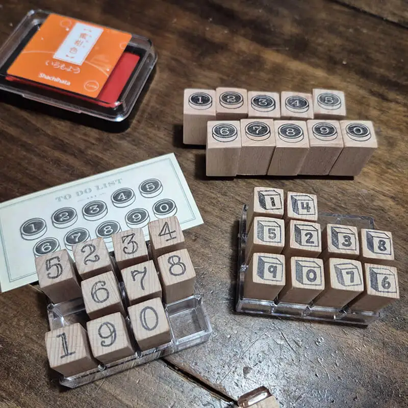 Tampons numérotés pour scrapbooking, tampons rétro en forme de touches de machine à écrire, tampons en bois mignons pour journalisation et fournitures pédagogiques