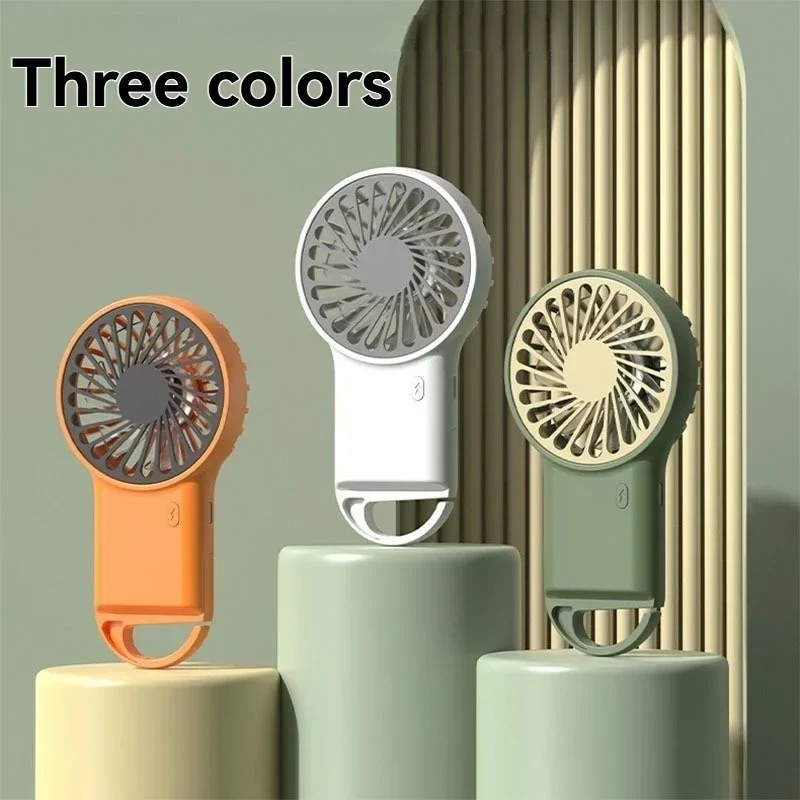 مروحة صغيرة جديدة قابلة للطي لسطح المكتب قابلة لإعادة الشحن عبر USB بتصميم كرتوني مع خطاف لاستخدام المكاتب المنزلية الخارجية لتسلق الجبال