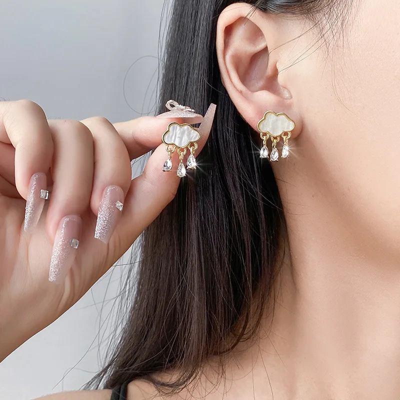 New Fashion Cute Asymmetric Cloud Rain Earrings For Women Korean Crystal Long Chain Tassel Earrings Party Jewelry Brincos