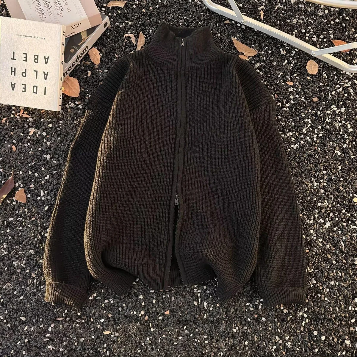 Suéter Retro Japonês Tricotado Masculino Estilo Solto de Outono Inverno com Gola Alta e Zíper