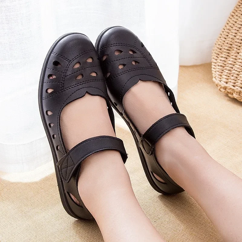 2024 Hot Selling Fashionable Women's Shoes Round Toe Shallow Mouth Solid Color Low Heel One-line Buckle Women's Flat Shoes