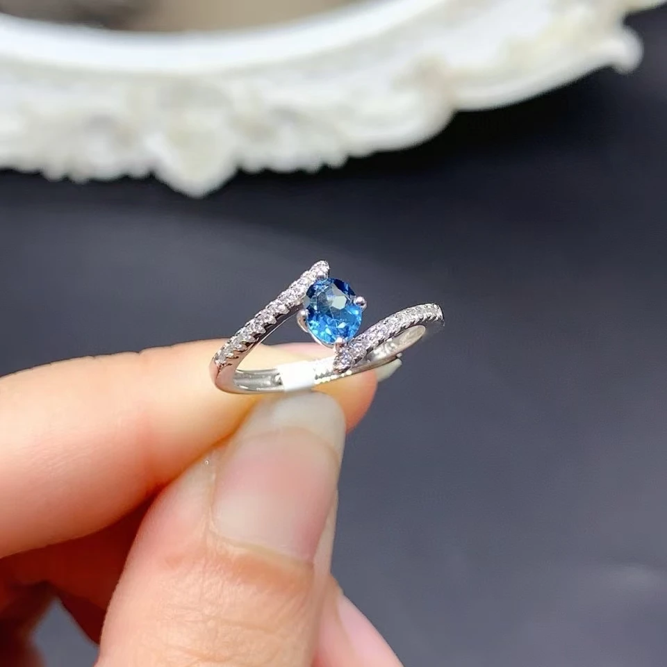 KJJEAXCMY Fine Jewelry Natural London Blue Topaz Pierścionek damski S925 Pure Silver Wykwintne inkrustowane klejnot o wysokiej przejrzystości Testowanie wsparcia