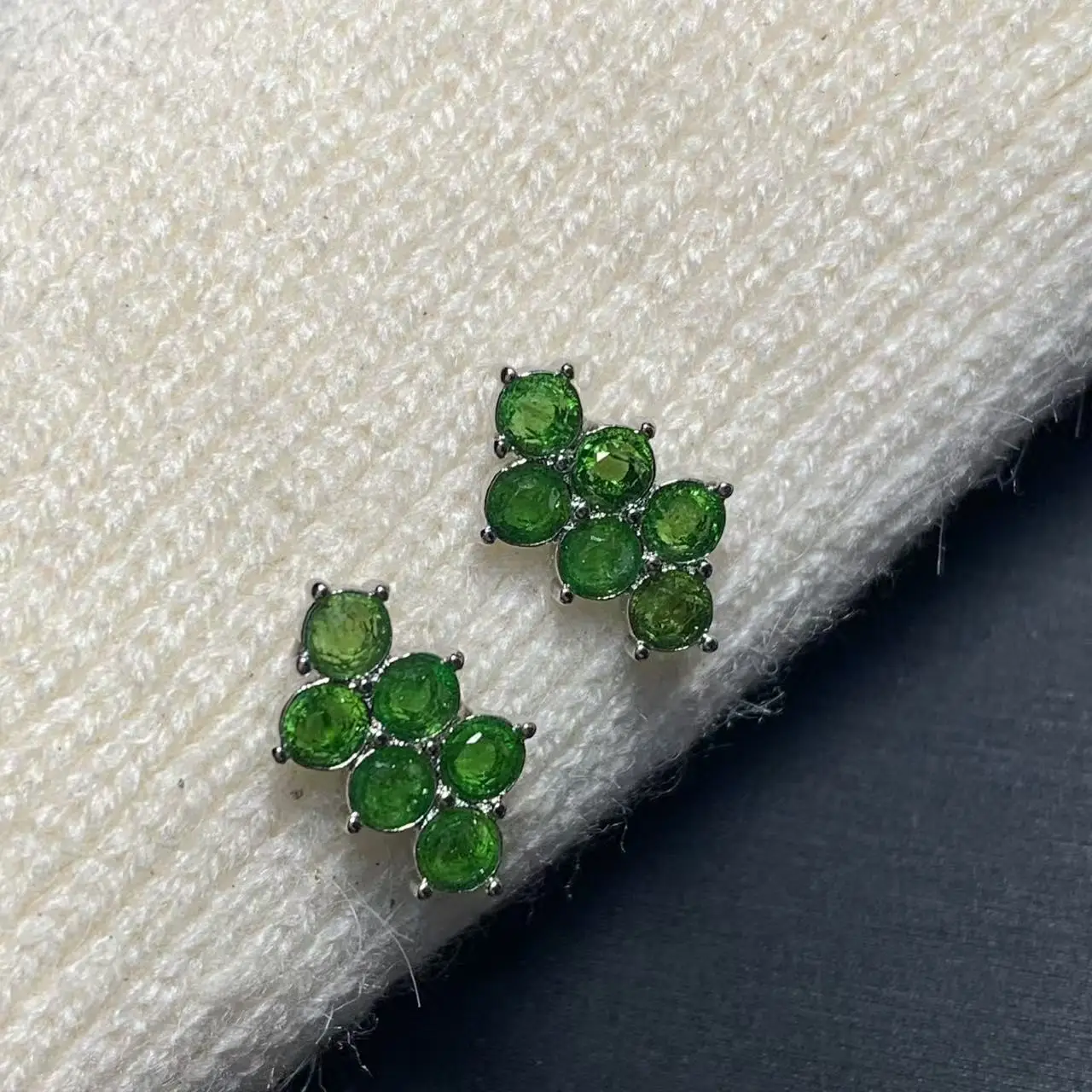 

Natural Diopside Stud Earrings For Women Real 925 Sterling Silver Vintage Femme Gift Prevent Allergy Fine Jewelry Stone