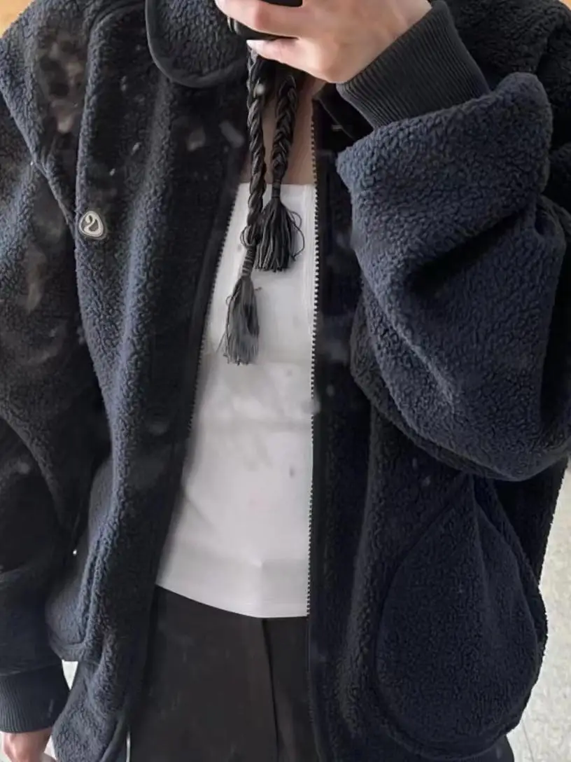 In Stock New Jeans Fan Yuxin Hanni Same Coyseio Japan fashion Retro Doll Collar Lamb Wool Outerwear