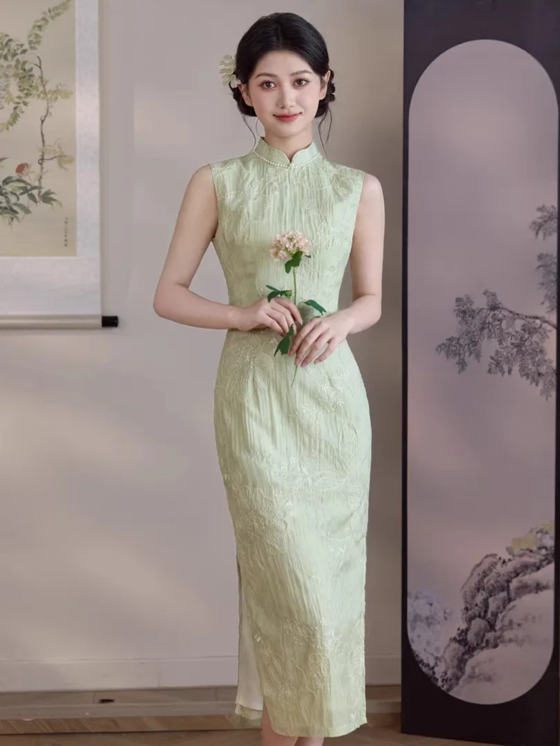 2026 Spring/Summer New Qipao Double layer Lace Embroidered Light Green Sleeveless Qipao Dress