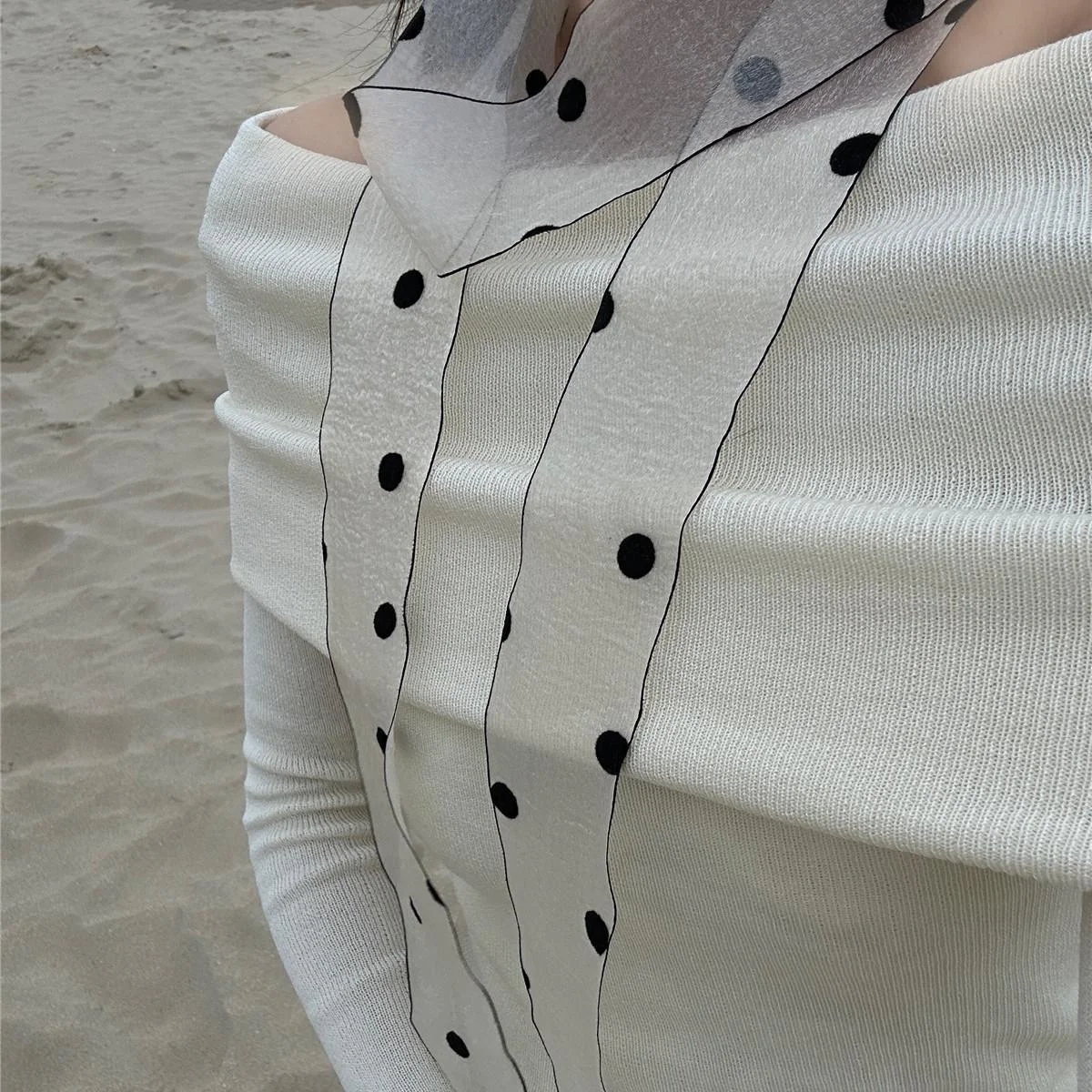 

Fashion Chiffon Polka Dot Scarf For Woman Female Retro Temperament Polka Dot Square Scarf Multicolor Polka Dot Neckerchief