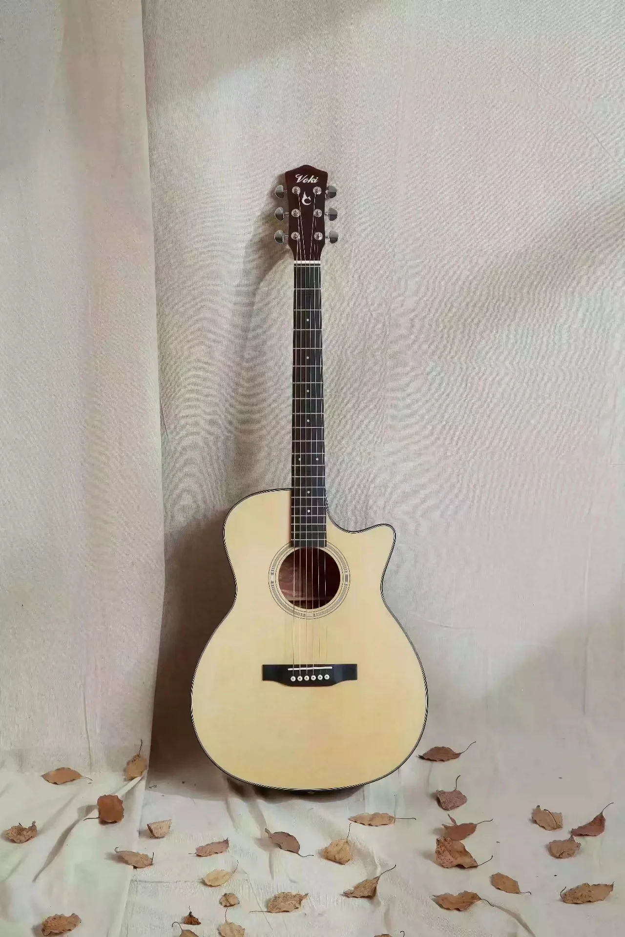 

VOKI Early Dream solid wood section folk acoustic guitar