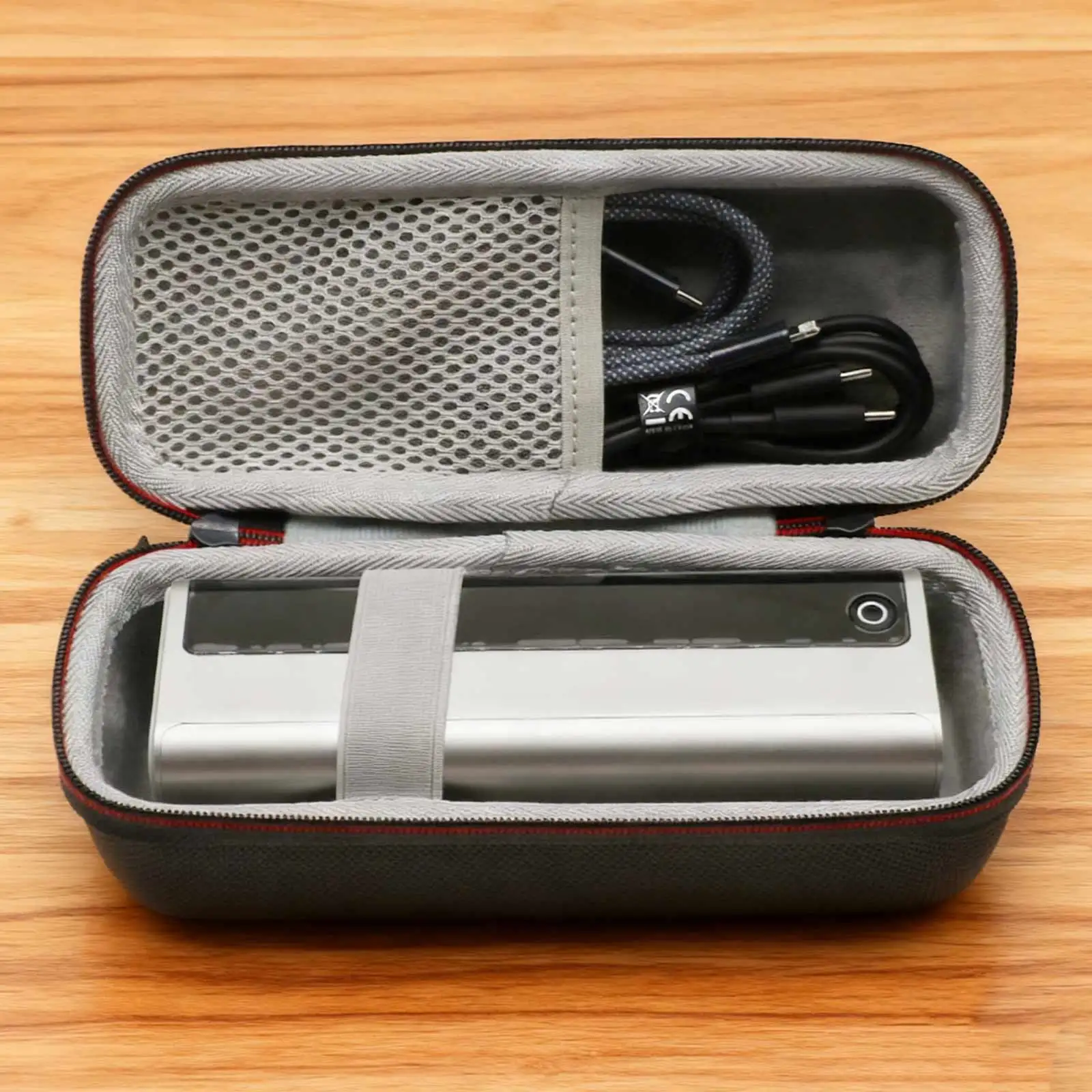 

Чехол-кейс противоударный защитный для хранения автомобильного насоса-компрессора, подходит для повербанка Baseus 145W 20800mAh