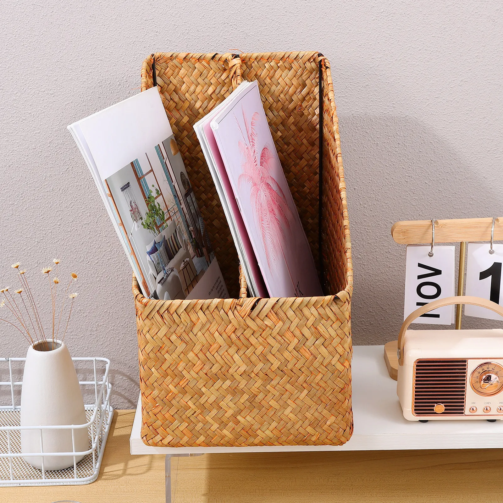 

Sturdy Woven Straw File Holder Book Organizer Desktop Document Rack Storage Basket for Office Study Room Library Classroom Use