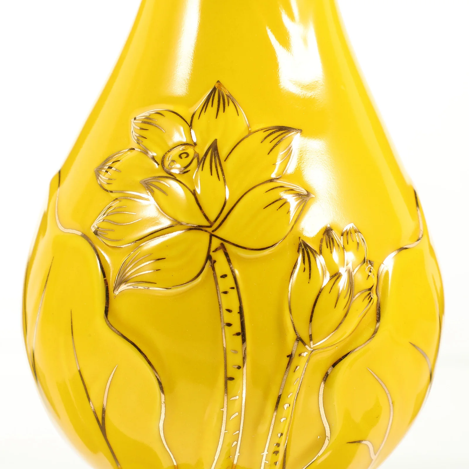 

Ceramic Flower Vase Lotus Pattern Design Home Decor Gift Temple Offering Ornament Modern Entryway Table Decoration