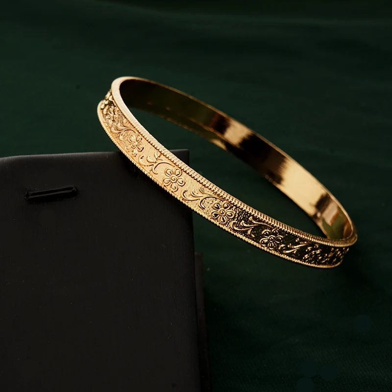 Gold Color Middle East Flower Carved Hand Bangles Arabic Dubai Bridal Charm Bracelet Metal Jewelry Accessory for Women