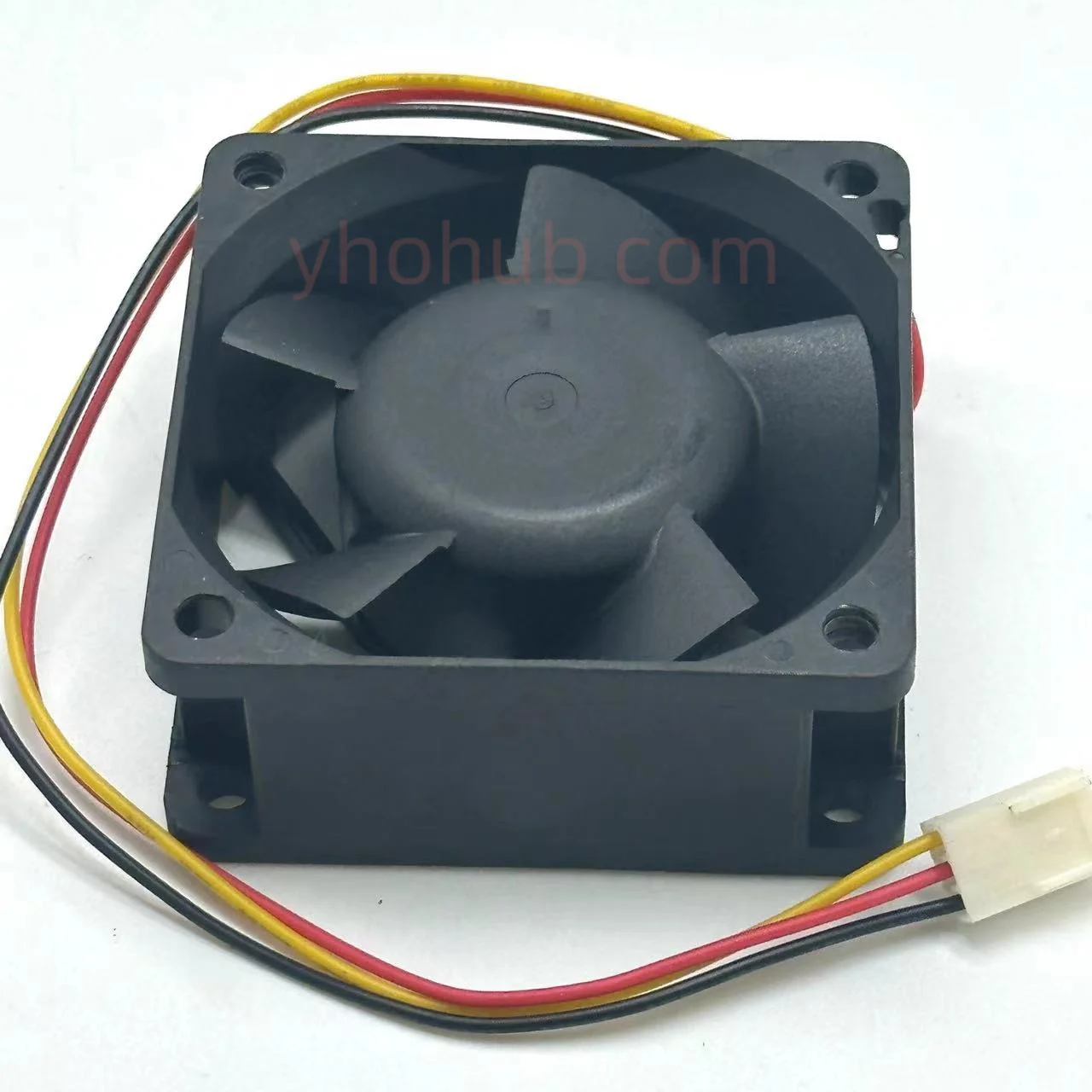 SUNON PE60251BX-000U-G99 DC 12V 4.44W 60x60x25mm 3-Wire Server Cooling Fan