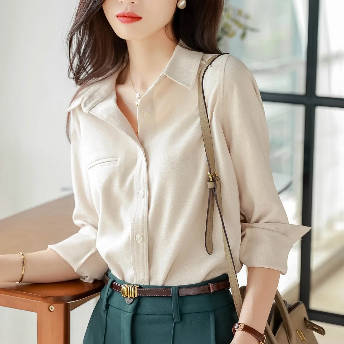 

Autumn Winter Womens Long Sleeve Tops Fashion Turn-down Collar Button Up Shirt Korean Loose Office Top Woman Elegant Work Blouse