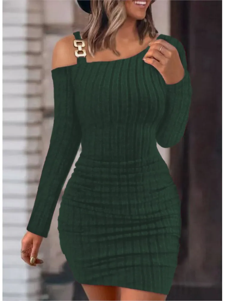 

Women's Autumn Winter New Solid Color Fashionable Metal Button Slanted Shoulder Tight Fitting Slim Sexy Long Sleeved Dress