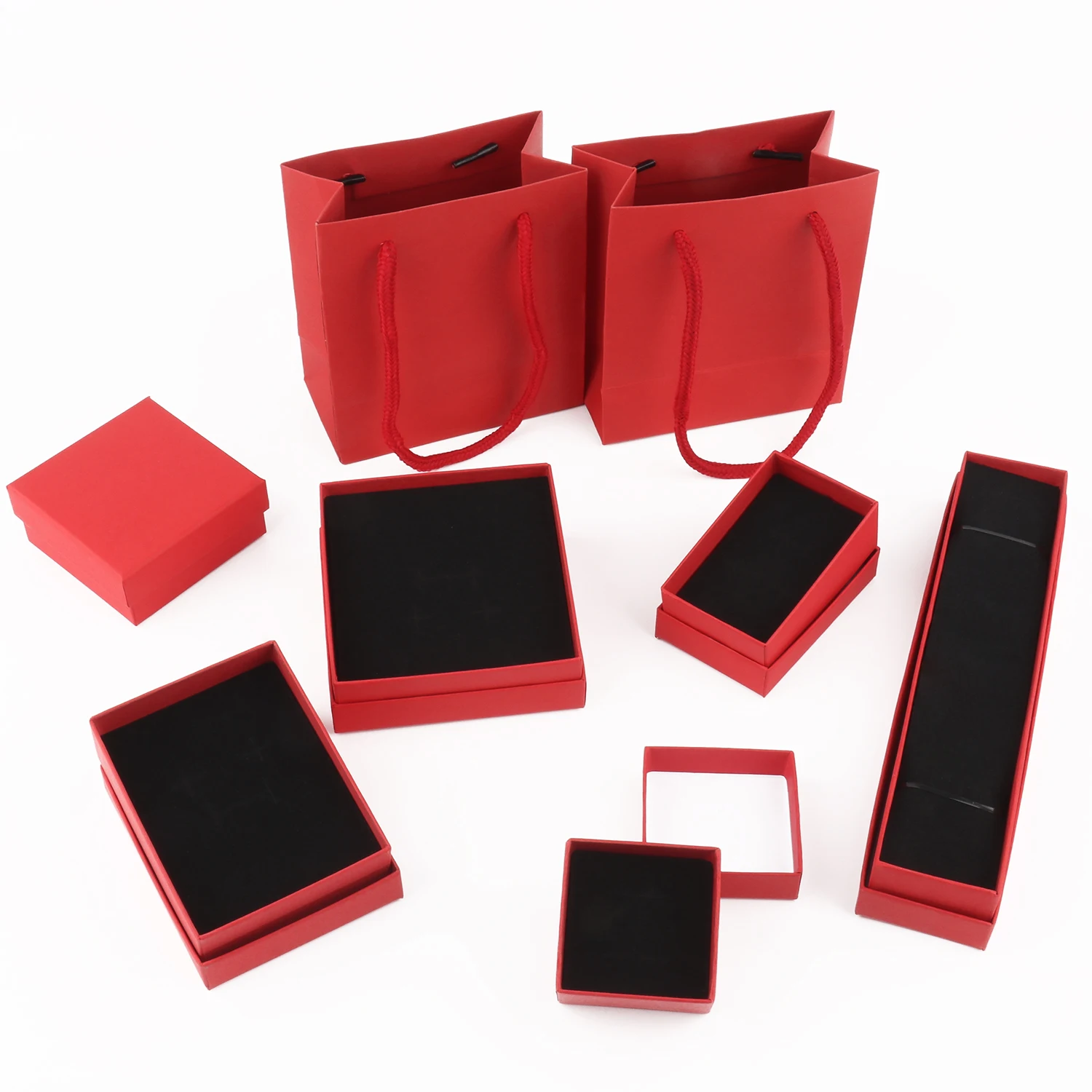 Boîte de rangement carrée rouge en papier kraft pour bijoux, emballage pour matiques de fiançailles, colliers et bracelets, 1 pièce