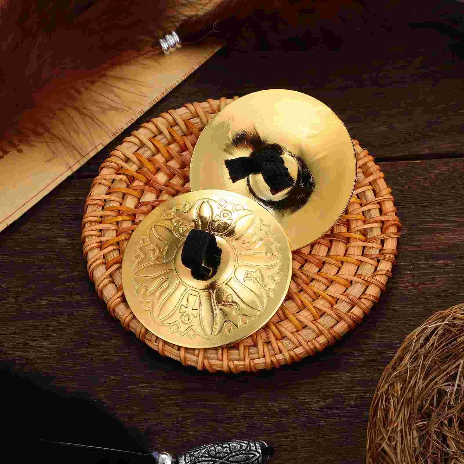 4pcs Copper Finger Cymbals Small Finger Cymbals Belly Dancing Mini Cymbals Musical Instrument Saucers Dance Finger-pointing