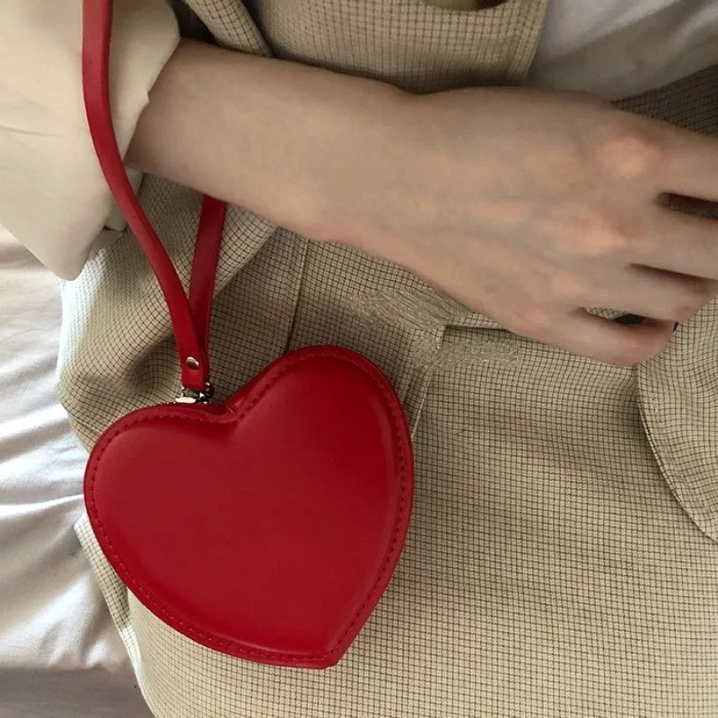 Mini Coin Purses Red Heart Shaped Wallet Fashion Women Money Purse Long Wristlet Bag Case Ladies Shopping Clutch Pouch Leather