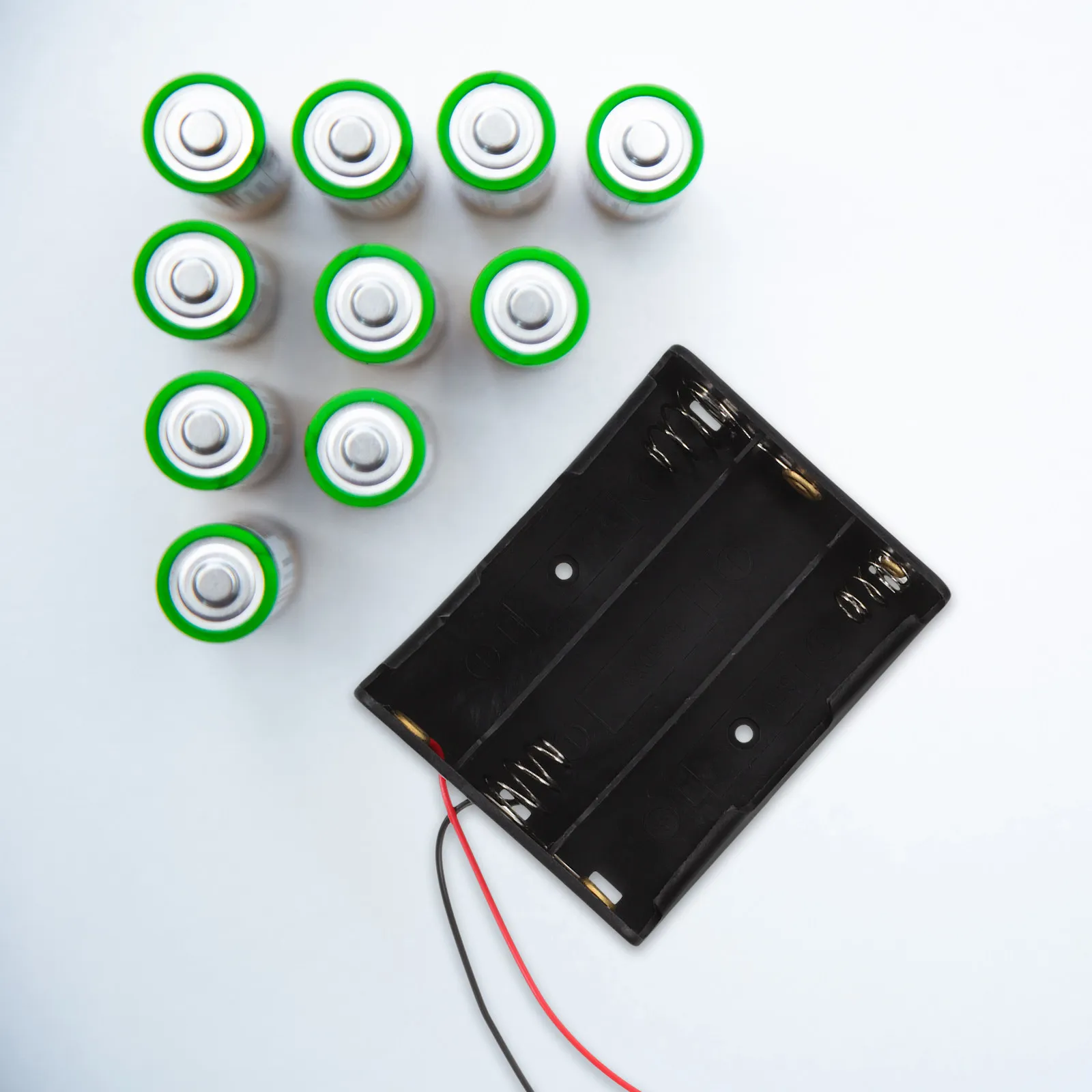 6Pcs 3 X 3.7V Aa Battery Holder Premium Plastic Case Lightweight Portable Storage Box for Long-Lasting Use Cable Length 14Cm
