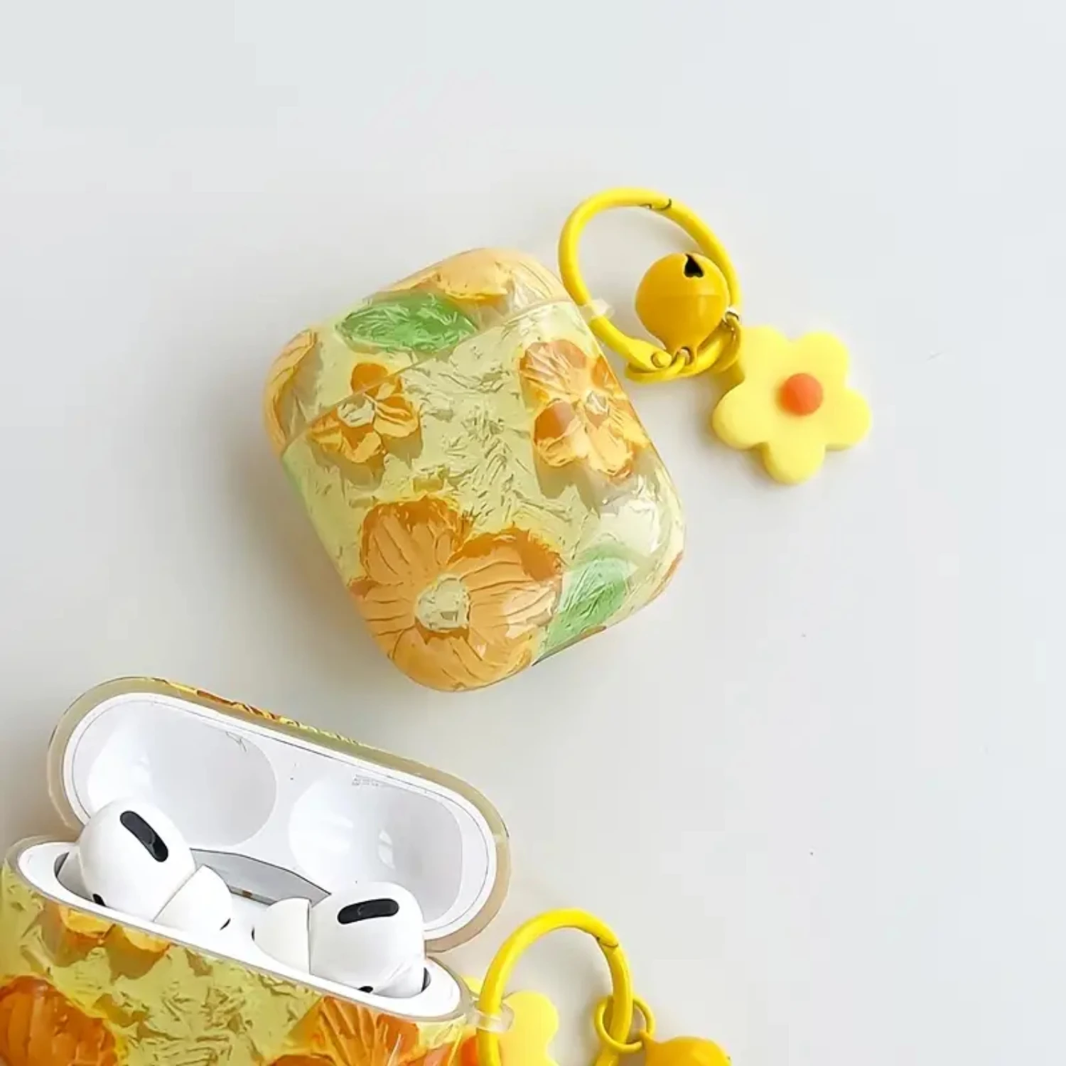 1 قطعة غطاء سماعة أذن بنمط الزيت الأصفر مع سلسلة زهور لأجهزة Airpods 1/2/3 Pro #3