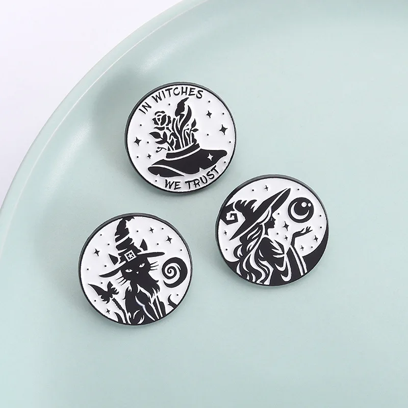 

Magical Theme Brooch Pins Simple Black And White Style Magic Cat Flowers In Witches We Trust Badge Corsage Lapel Pin Cos Jewelry