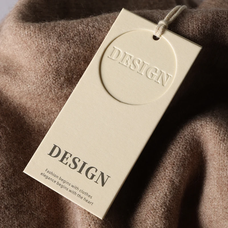 

Custom Luxury Cotton Paper Swing Hang Tags, 500gsm Embossed Brand Logo Tags, Personalized Clothing Price Label Customization