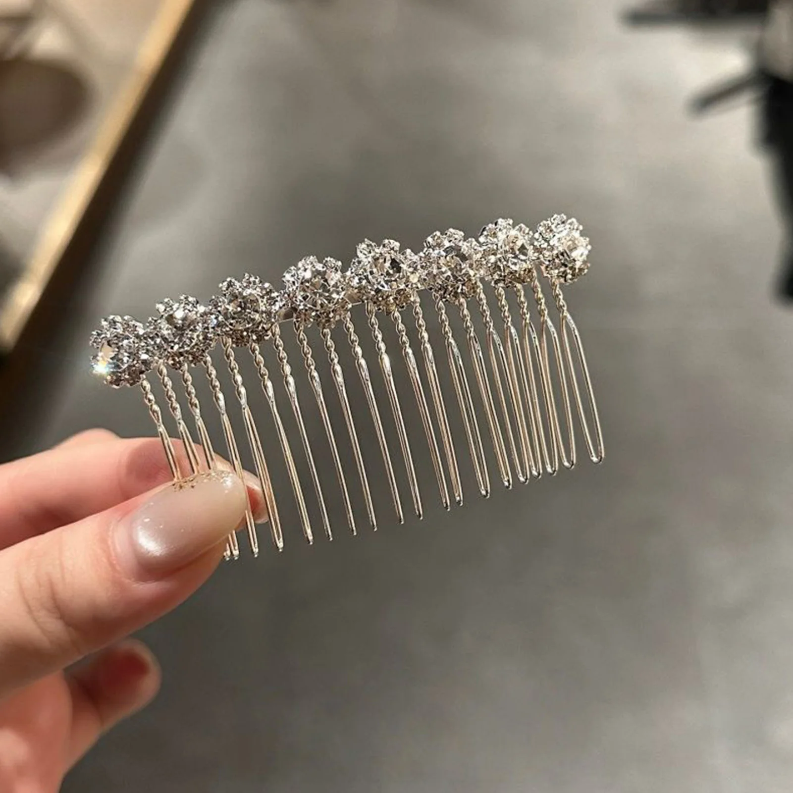 Minimalist Rhinestone Flower Hair Combs for Bride Wedding Silver Color Alloy Hairpins Women Party Hair Styling Jewelry Ornaments - view 3