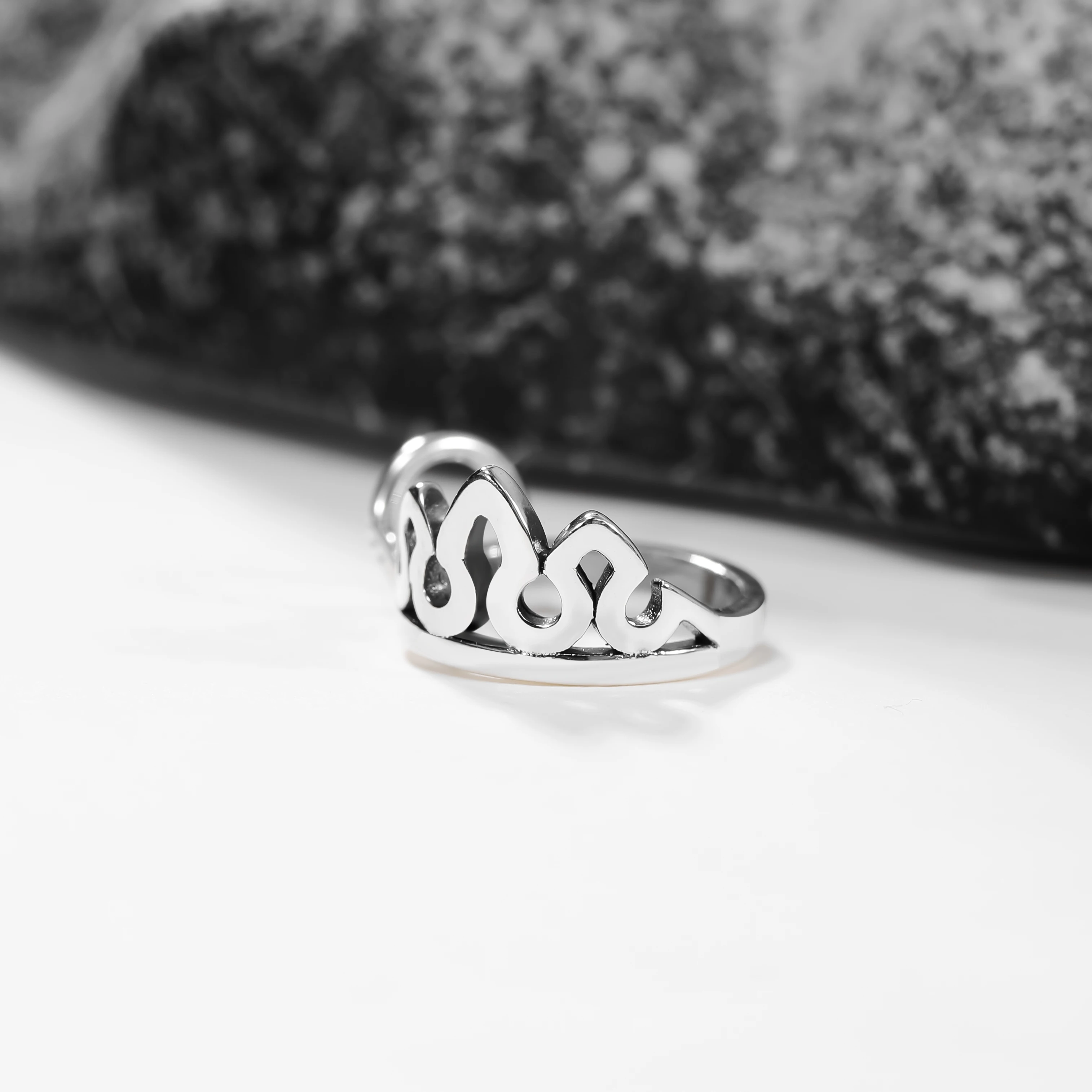 

DJ012 authentic 925 sterling silver exquisite fashion DIY silver jewelry accessory A tiny headdress pendant